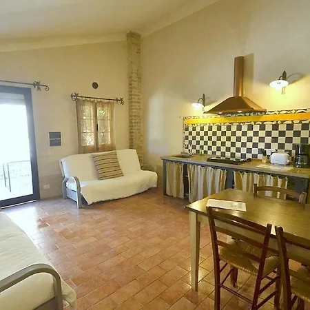 Apartment Sleeps 4 Pool Wifi Castiglione del Lago