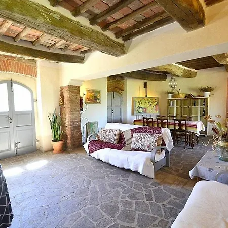 Sleeps 4 Pool Wifi Apartment Castiglione del Lago